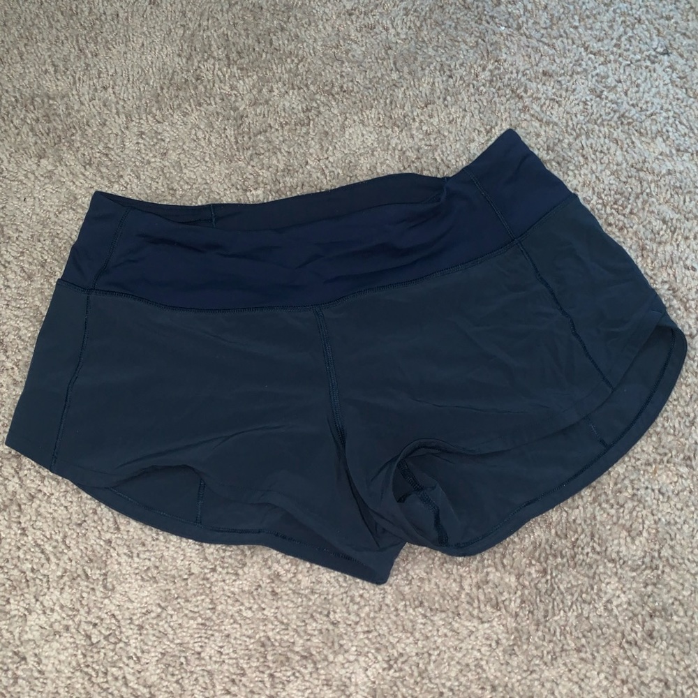 Lululemon Navy 2.5” Speed Up Short size 4